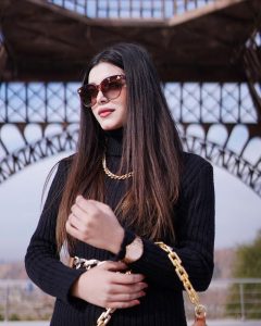 escorts in Beach Luxury Hotel Karachi