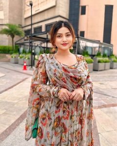 escorts in guest houses in Karachi